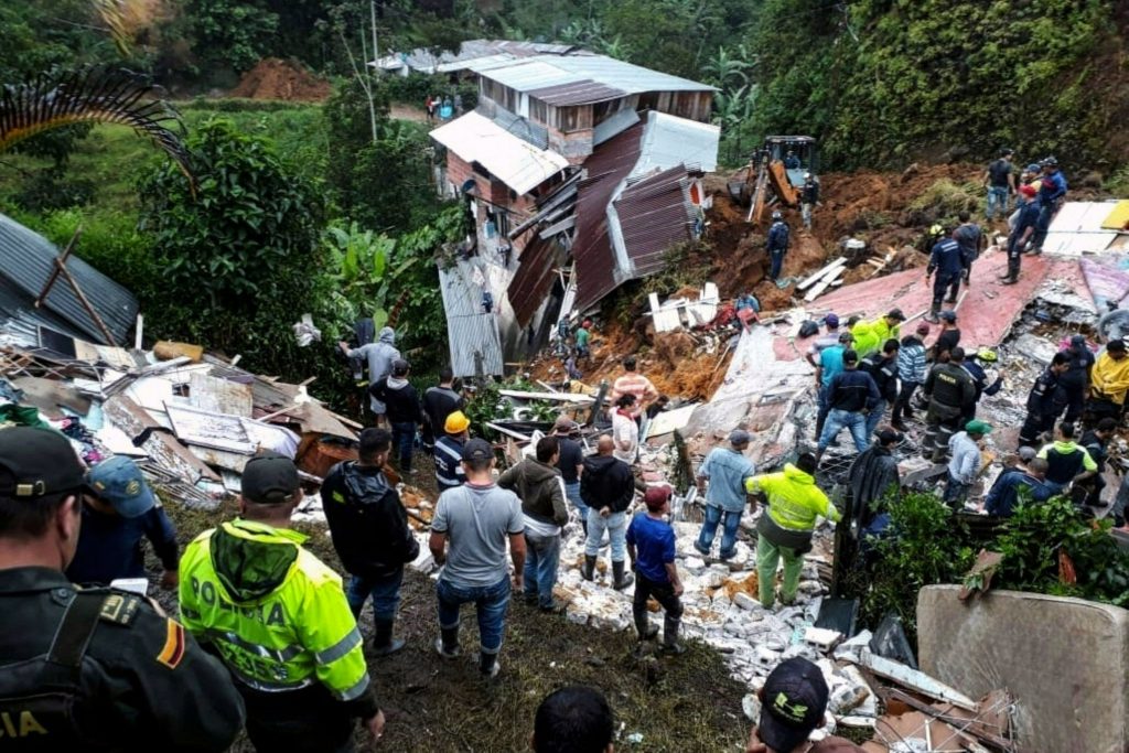 Deslizamento De Terra Deixa Mortos Na Colômbia Mundo Nipo 