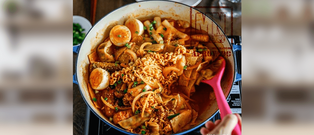 panela cozinhando o Rabokki