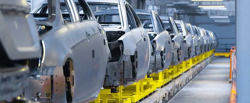 Conheça como as tarifas de 10% impostas por Donald Trump afetam a economia do Japão e suas exportações de automóveis. Entenda as implicações dessa medida.