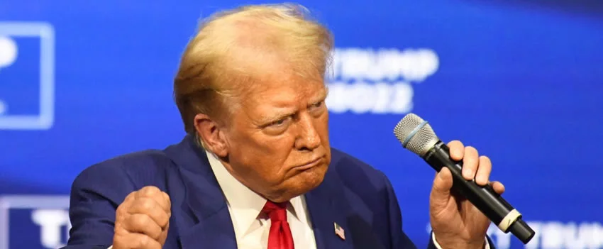 Tarifas de Trump contra o Japão geram crise diplomática e expõem desafios do premiê Ishiba com os EUA. Entenda os impactos e os bastidores das negociações.