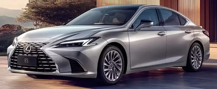 Toyota revela novos modelos elétricos no Salão de Xangai e anuncia fábrica da Lexus em Xangai para fortalecer presença no mercado chinês.