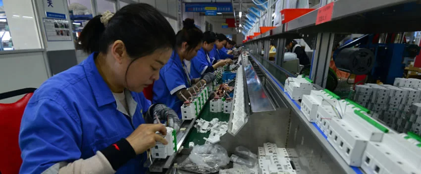 Líderes chineses minimizam o impacto da guerra comercial com os EUA e anunciam medidas para proteger a economia. Entenda a estratégia da China.