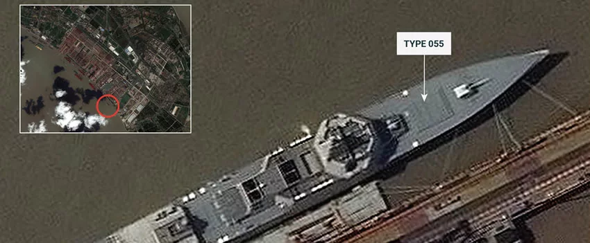 Análise revela construção de navio de uso duplo pela China com potencial impacto em Taiwan. Capacidade militar e implicações estratégicas em foco.