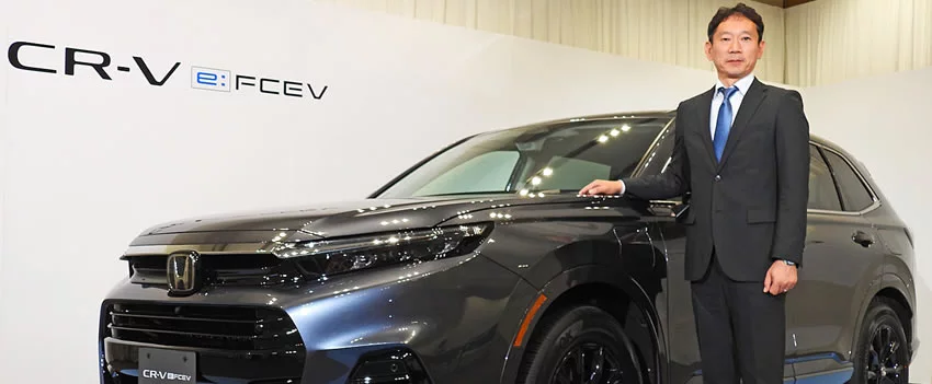 Queda no lucro da Honda devido às vendas na China e alerta sobre o impacto das tarifas de Trump. Entenda os desafios e planos futuros da montadora japonesa.