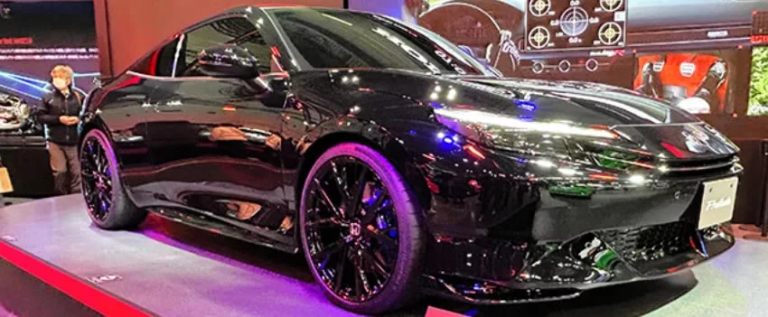 O Honda Prelude está de volta após 24 anos! Saiba tudo sobre o retorno do icônico coupé híbrido japonês, a aposta da Honda contra a onda dos SUVs e o futuro dos carros esportivos.