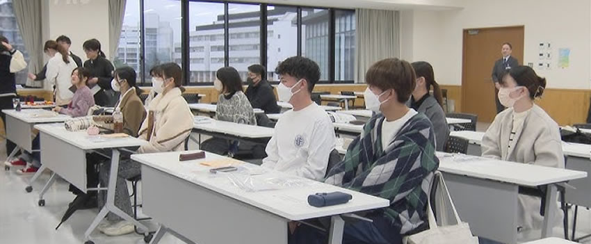 Com número recorde de estrangeiros em Fukuoka, a demanda por intérpretes policiais é vital. Conheça a importância e os desafios dessa profissão.