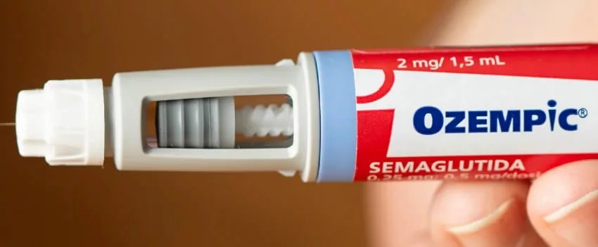 Descubra como obter Ozempic no Japão e outros medicamentos GLP-1 como Wegovy e Mounjaro. Conheça custos com e sem NHI, critérios médicos e riscos. Guia completo!