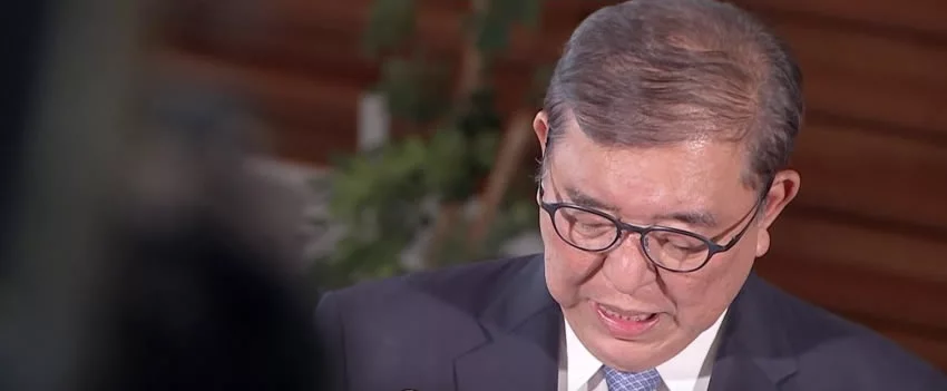 Renúncia de Ishiba acelera disputa pela liderança do PLD, gerando mudanças políticas no Japão. Fique por dentro agora!