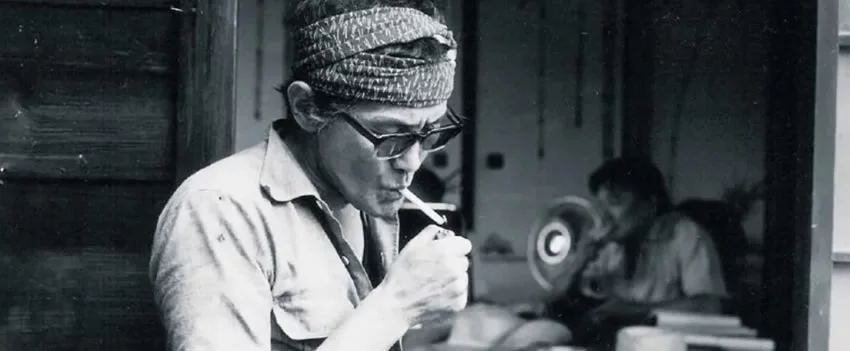 Gravação perdida de Kihachi Okamoto, diretor de filmes antiguerra, revela suas profundas e inéditas reflexões sobre as experiências de guerra que moldaram sua obra