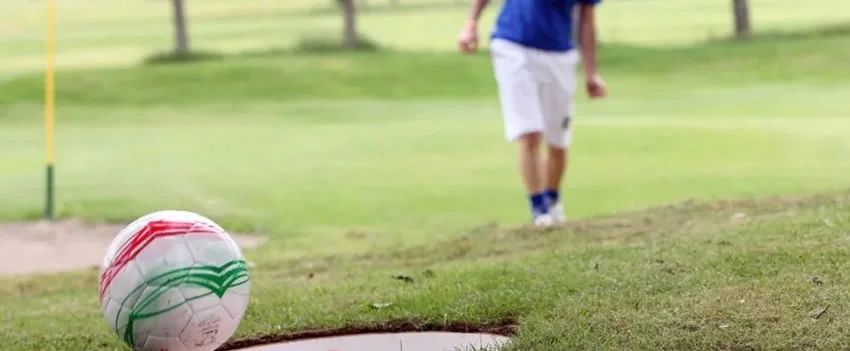 Okayama inova! Descubra o footgolf, a fusão de futebol e golfe que chegou ao Japão. Saiba onde jogar e as regras deste esporte global.