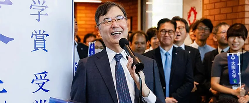 Descoberta histórica em Osaka! O Prof. Shimon Sakaguchi, da Universidade de Osaka, ganha o Prêmio Nobel por Células T Reguladoras, mudando o futuro da imunoterapia e doenças autoimunes.