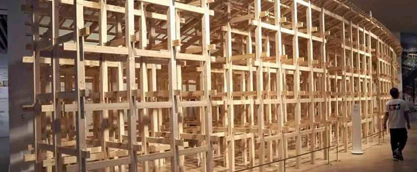 Sou Fujimoto, arquiteto da Expo 2025, tem exposição individual no Museu Mori em Tóquio. Descubra sua visão e projetos icônicos que encantam o Japão!