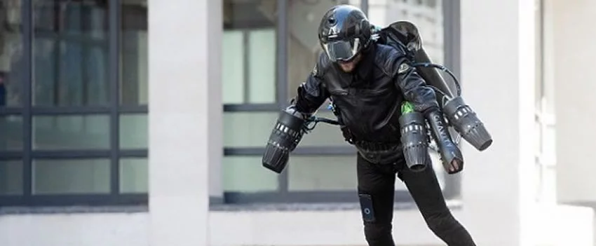 Descubra como Hiromichi Fujimoto, ex-engenheiro da Panasonic, lidera empresas inovadoras que reinventam o futuro do Japão com tecnologia e imaginação.