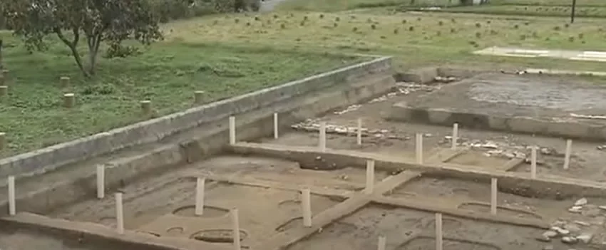 Descubra os segredos do Palácio de Asuka, um tesouro imperial de 1300 anos em Nara. Amantes da história japonesa, preparem-se para uma viagem fascinante ao Japão Antigo!